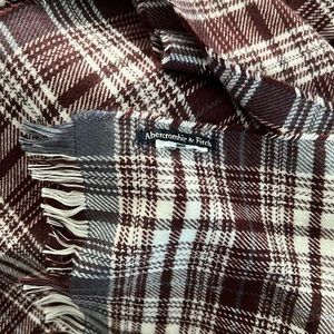 Abercrombie & Fitch scarf
